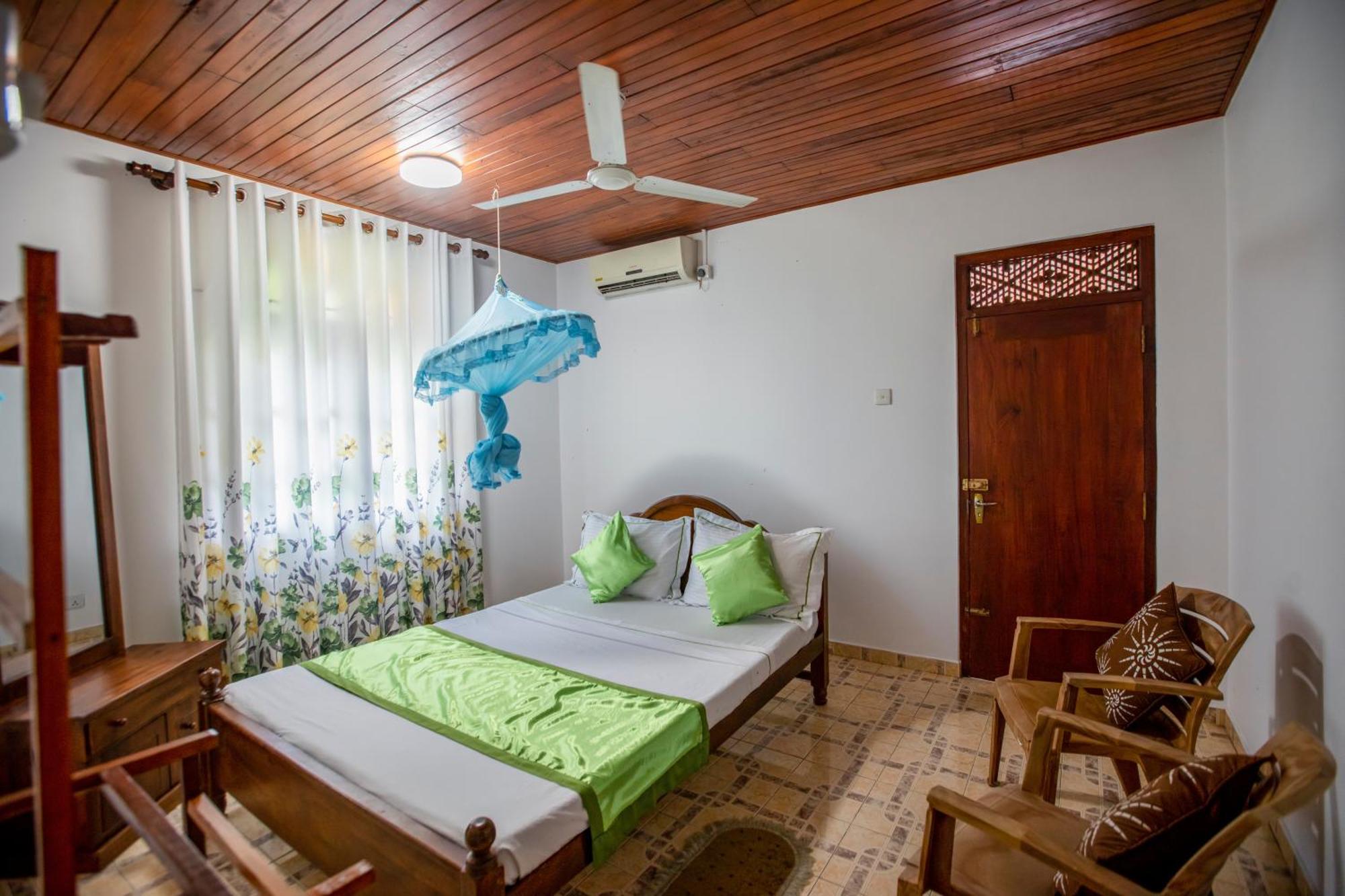 Three Shades Bed & Breakfast Galle Exterior photo